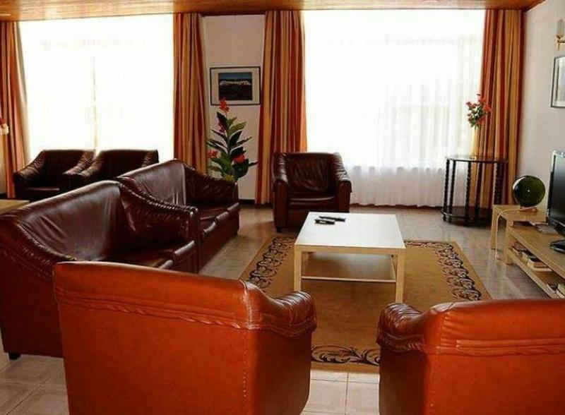 Hotel Ocidental Santa Cruz das Flores Bagian luar foto